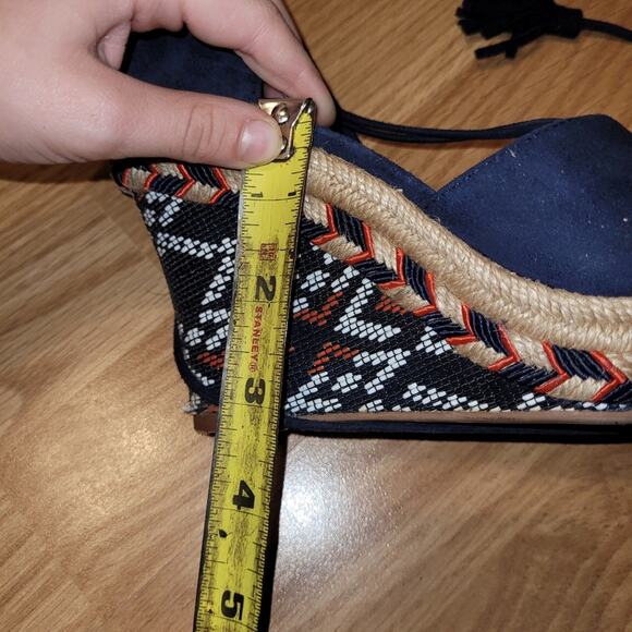 Cabi Womens Isla Wedge Espadrille Sandals Ankle Wrap Navy Suede Boho Size 6 - Picture 7 of 11